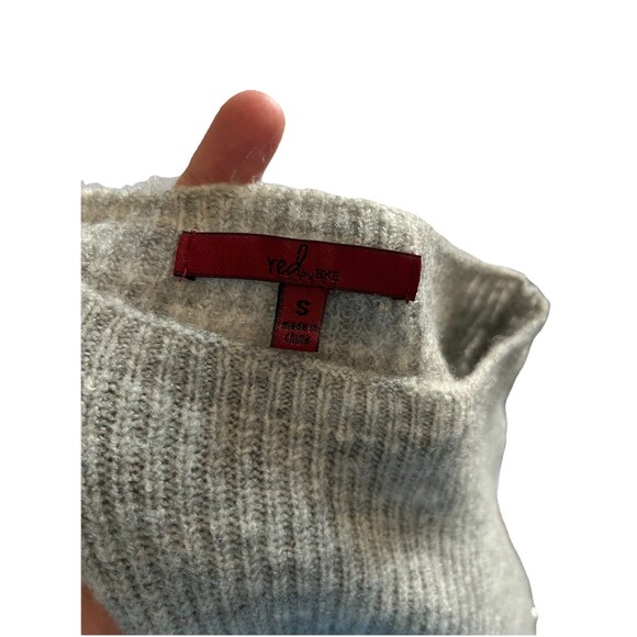 BKE Gray Sweater Small Cozy Flare Sleeve Pearl Embellished - Picture 7 of 9